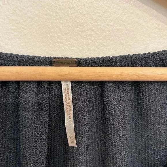 FREE PEOPLE boho Marla knit jersey button down Henley top XS - Picture 6 of 12